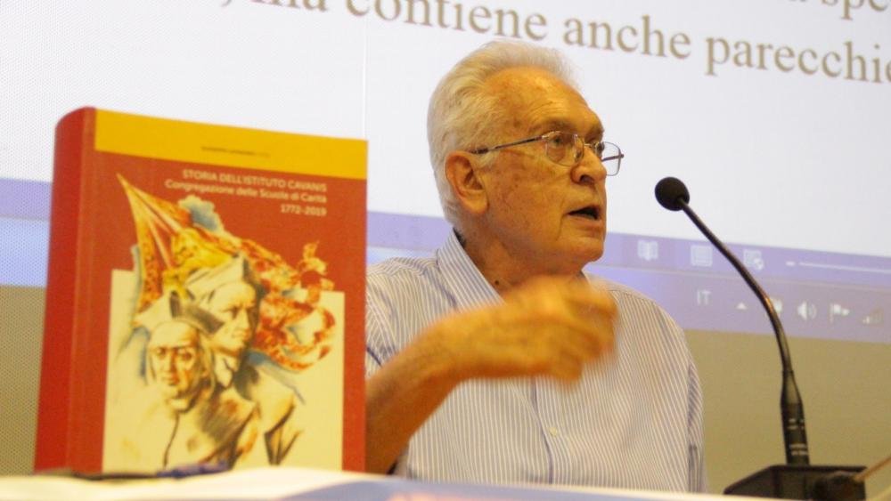 L’opera, da lui prodotta in 13 anni di lavoro d’archivio storico ma anche di esperienza personale dell’Istituto.