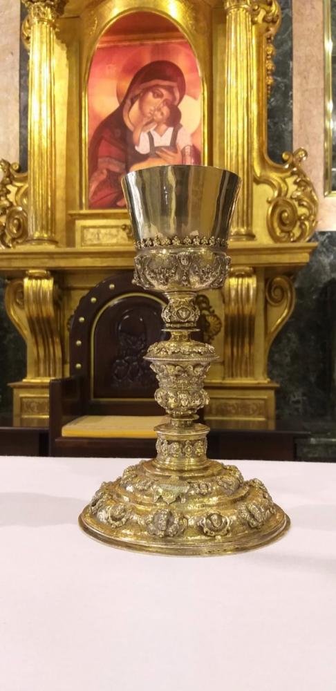 Nella messa abbiamo usato il calice che San Giuseppe Calasanzio ha inviato alla sua parrocchia come dono nel 1593.