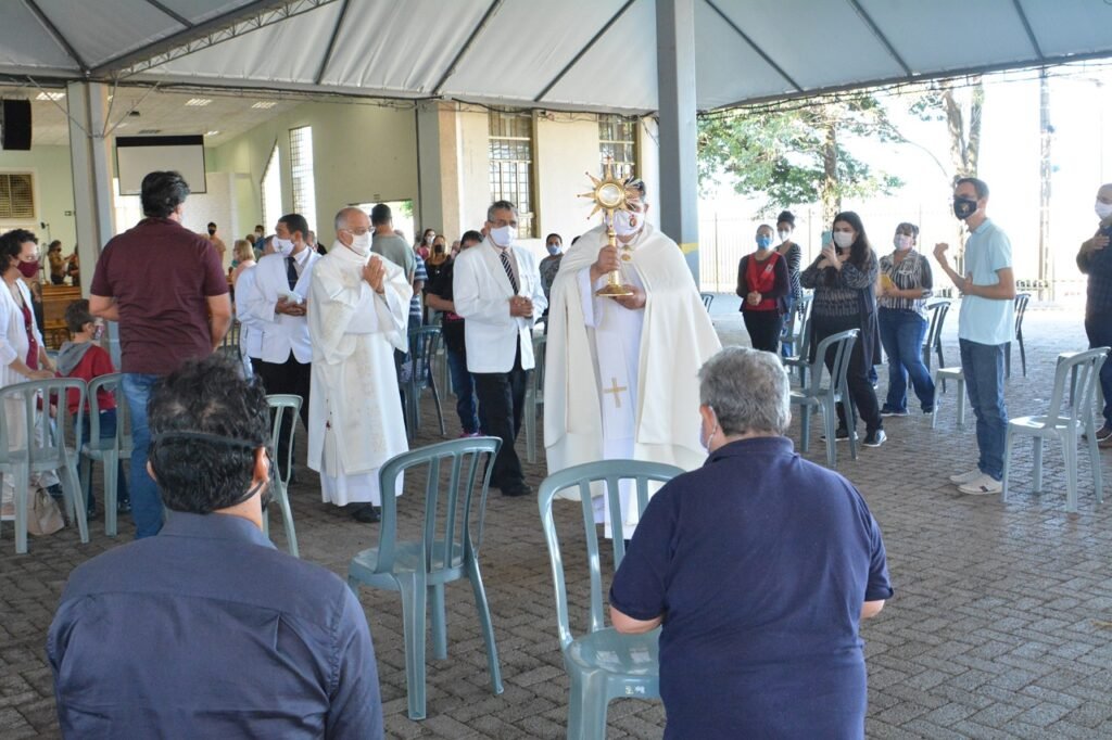 Paróquia Santa Rita, Maringá - (BRASIL).