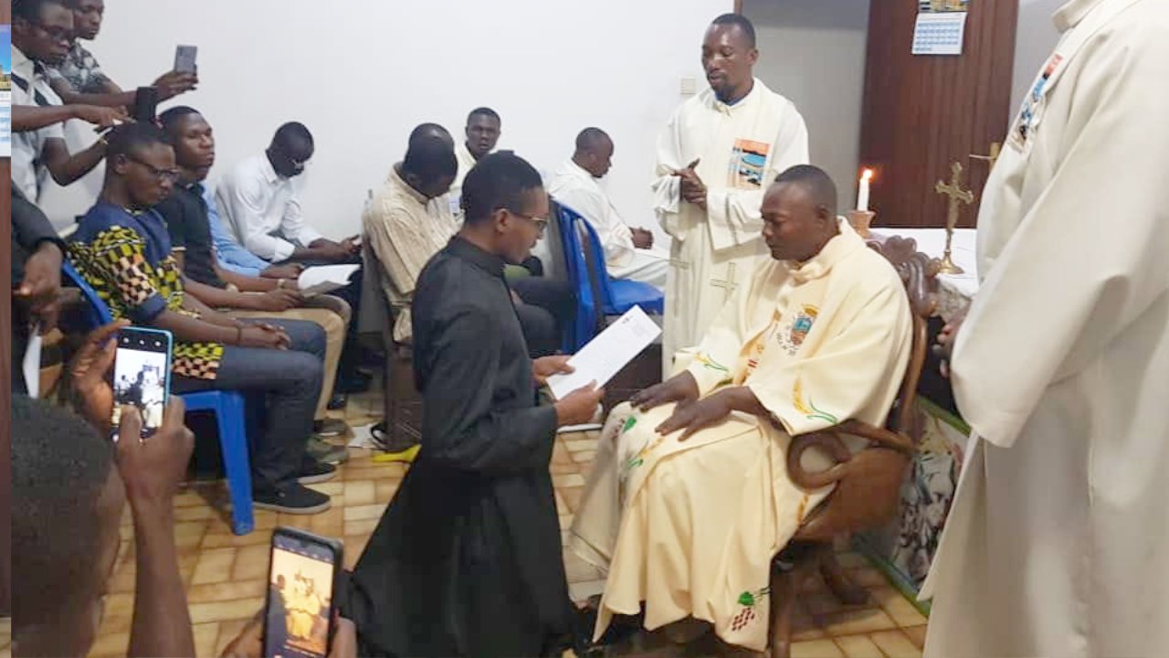 Rinnovo dei voti religiosi di Herman Kumbi, kayomboJonathan ikami, Henock, Comunità Cavanis del Congo RDC.